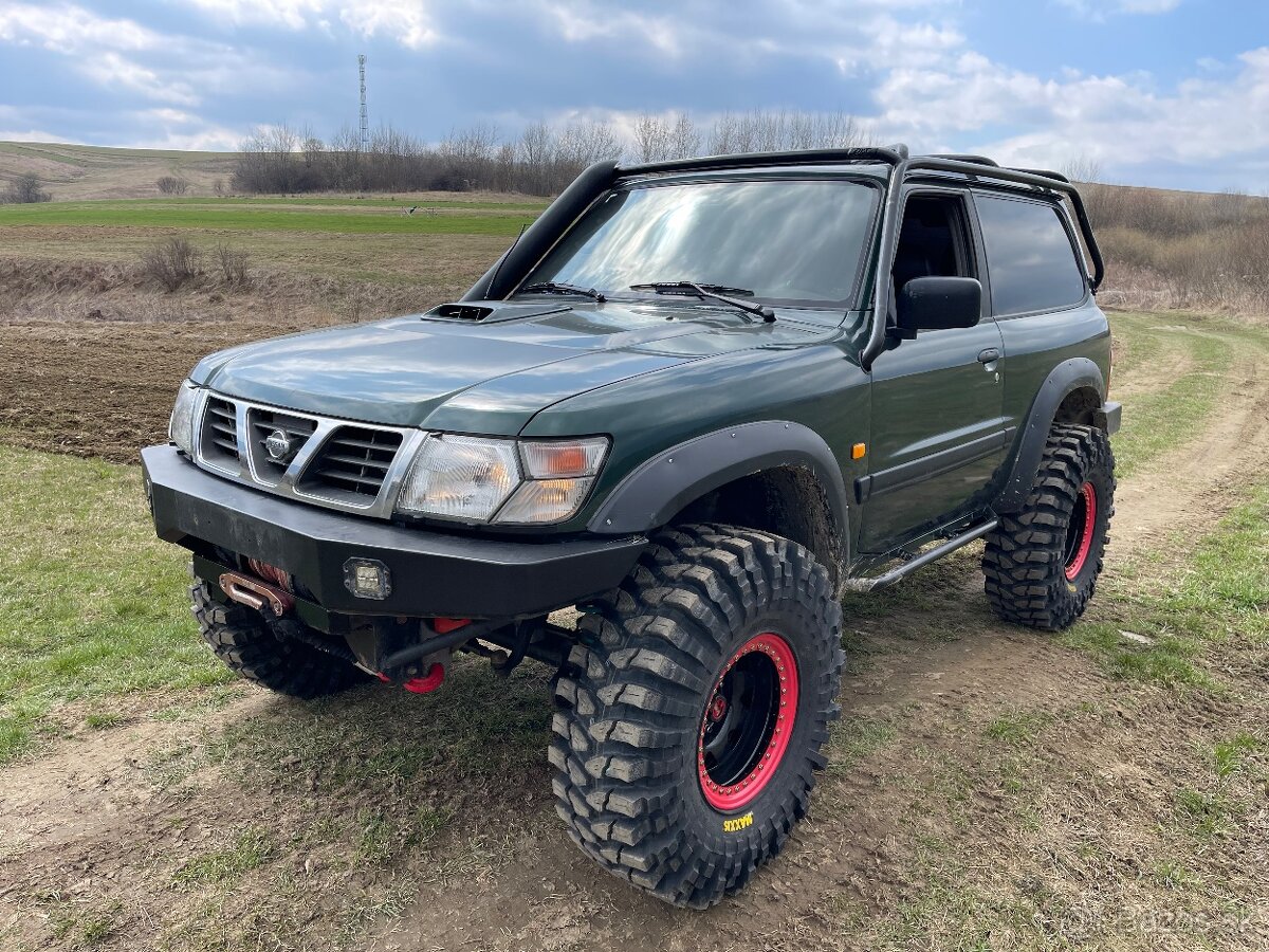 Nissan Patrol Y61