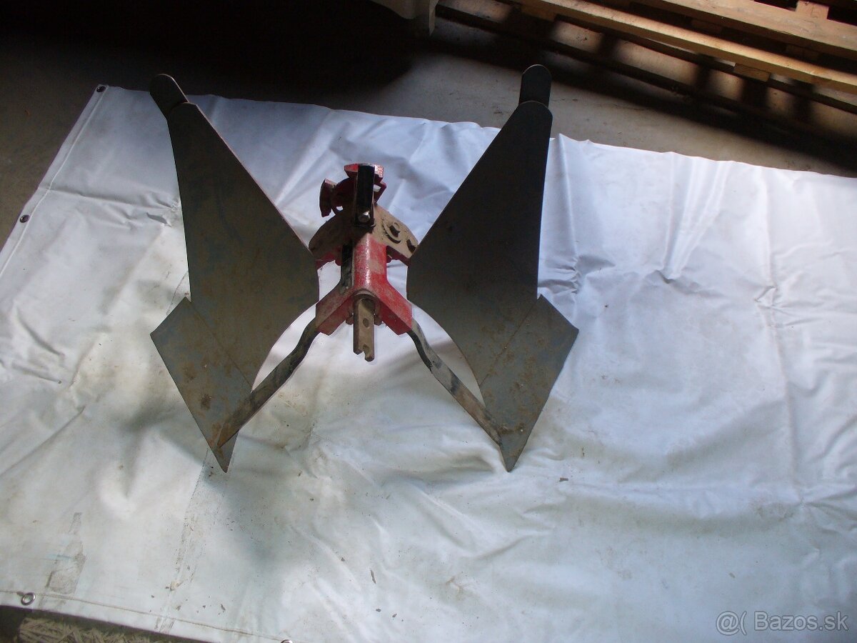 Predám k malotraktoru Terra, Vari riadkovač