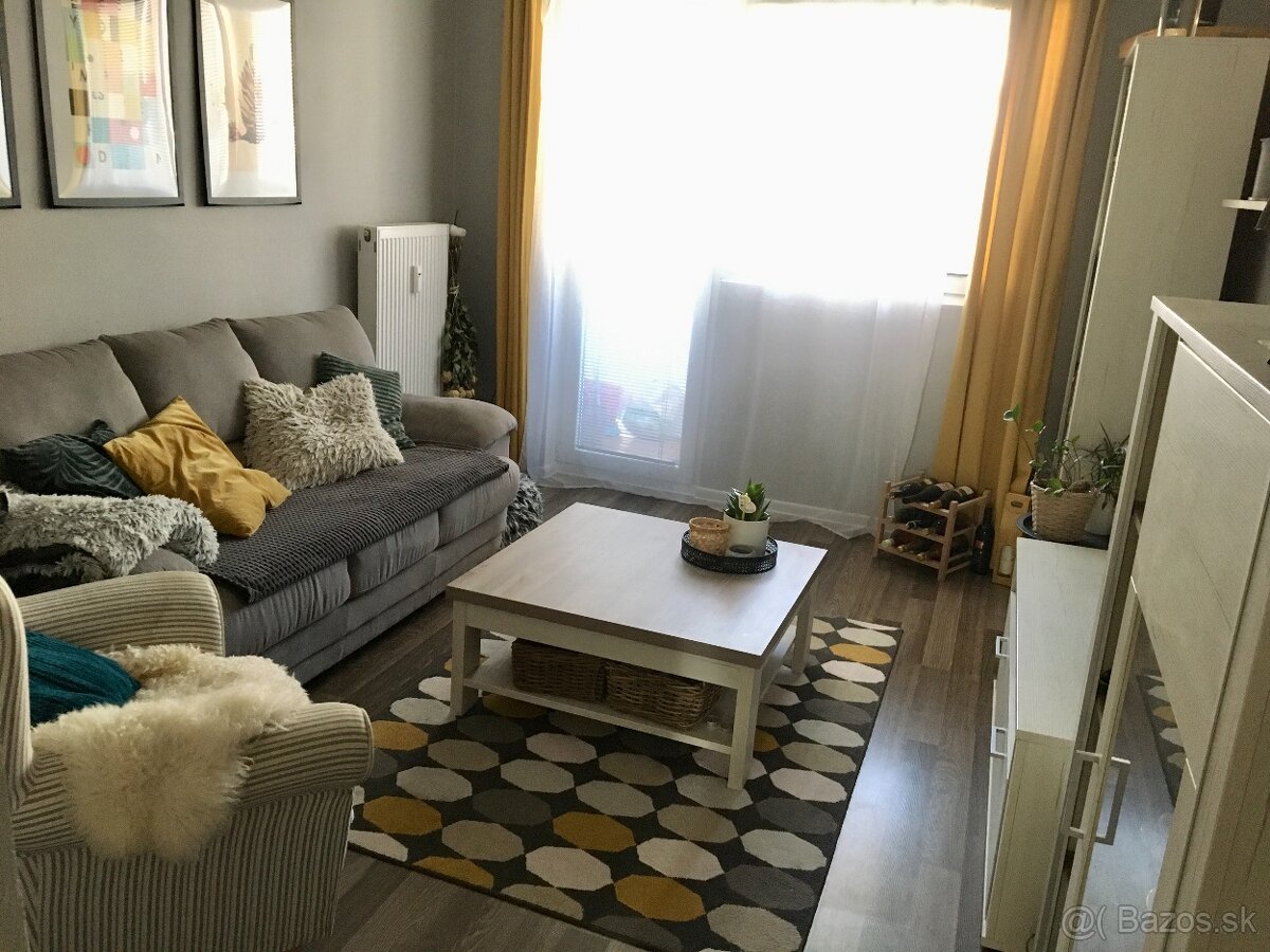 Prenájom 2-izbový byt, Dubnica nad Váhom