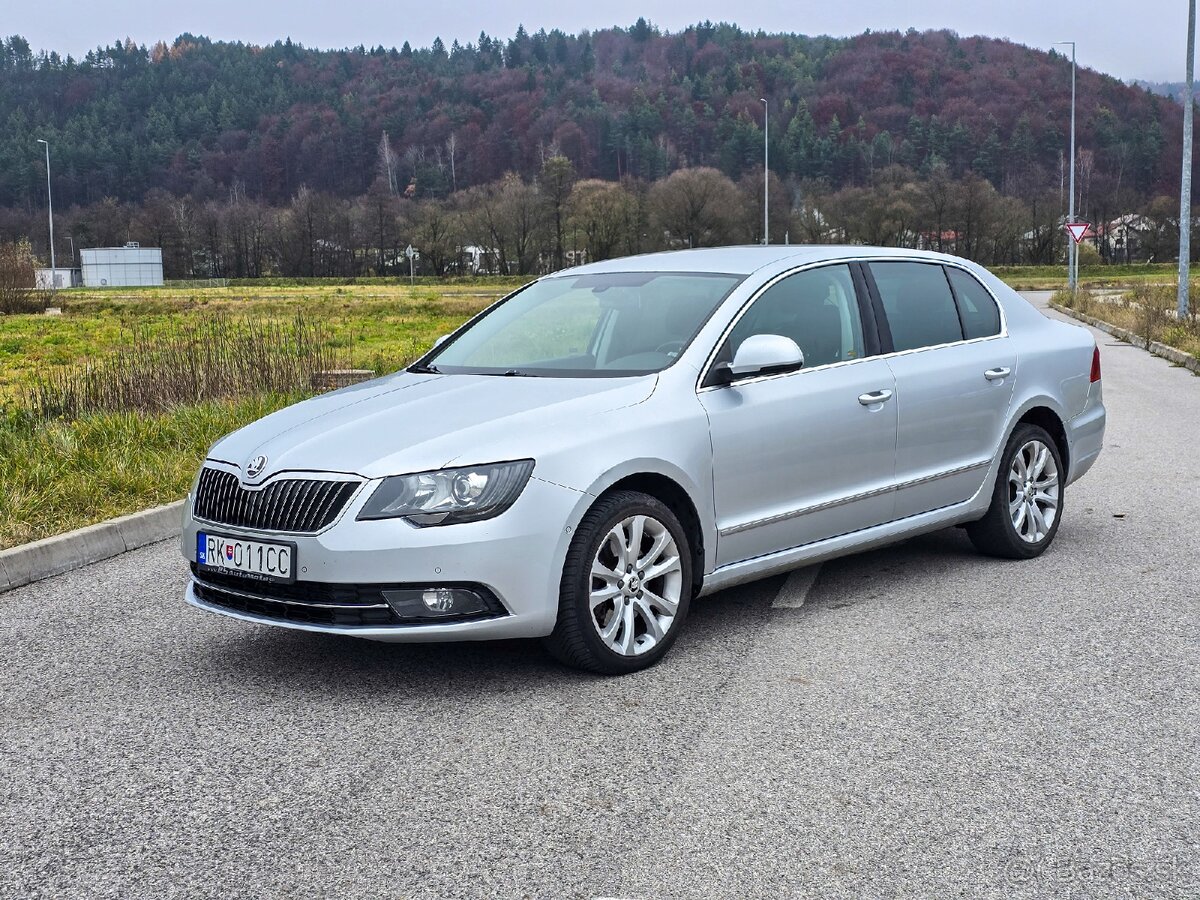 Škoda Superb 2 2.0 TDI, Navigácia, Automatické parkovanie