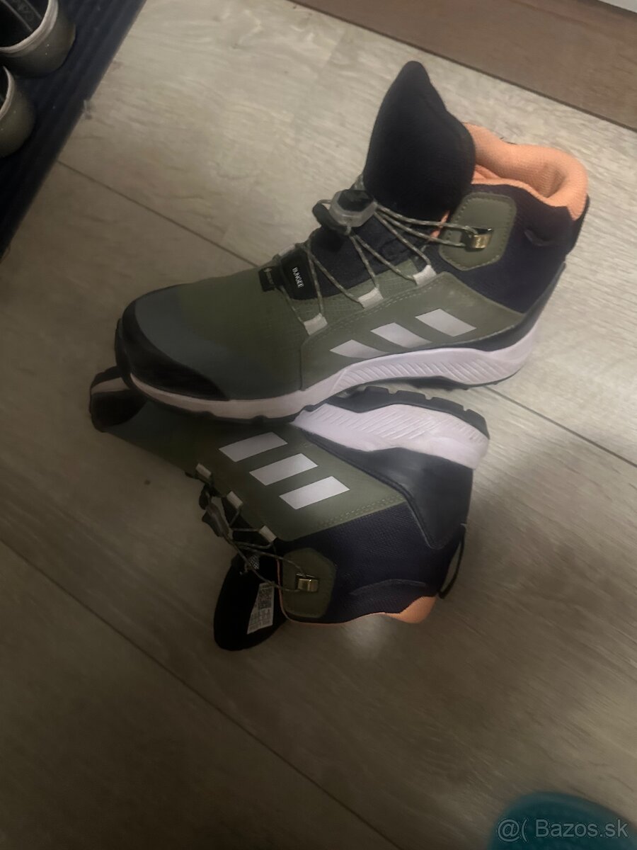 Zimne topanky 36 Terrex