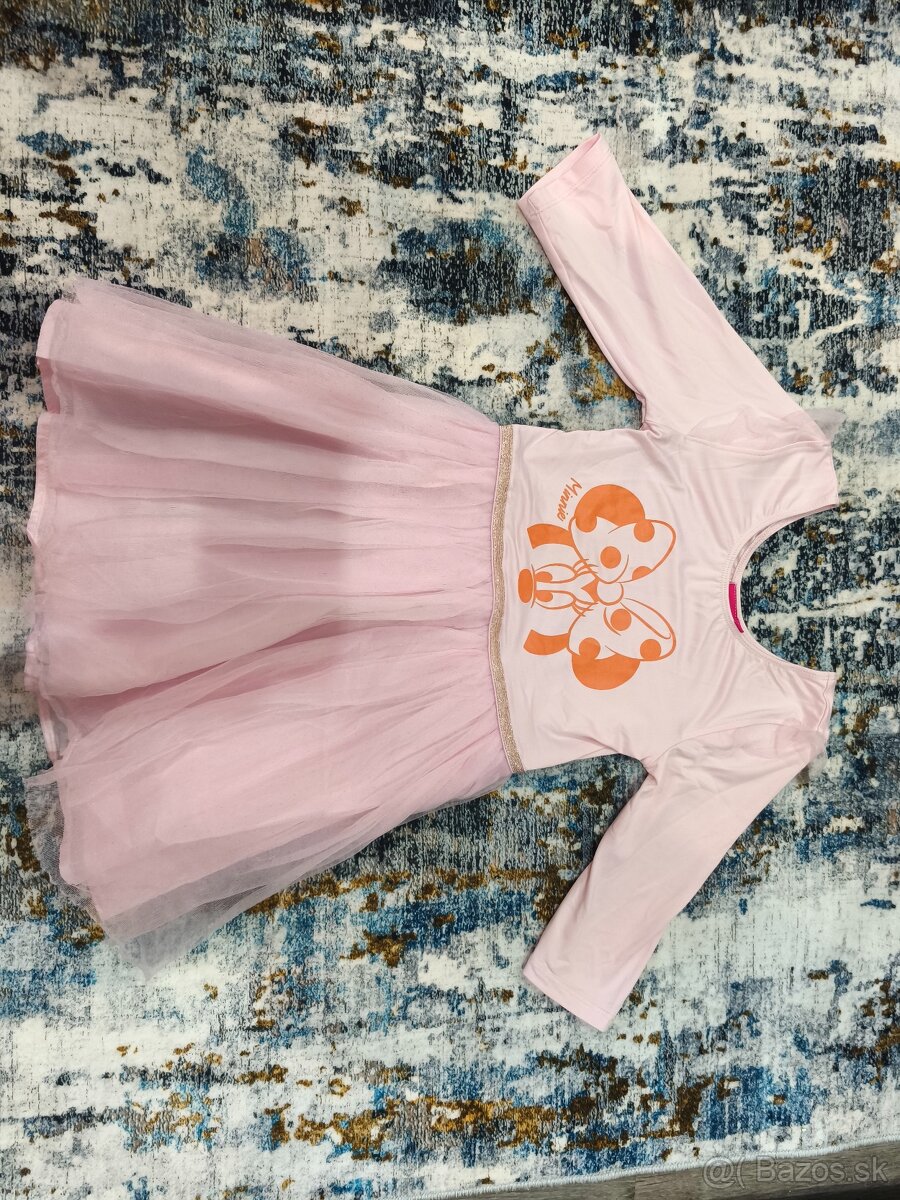 Dievčenské šaty 134