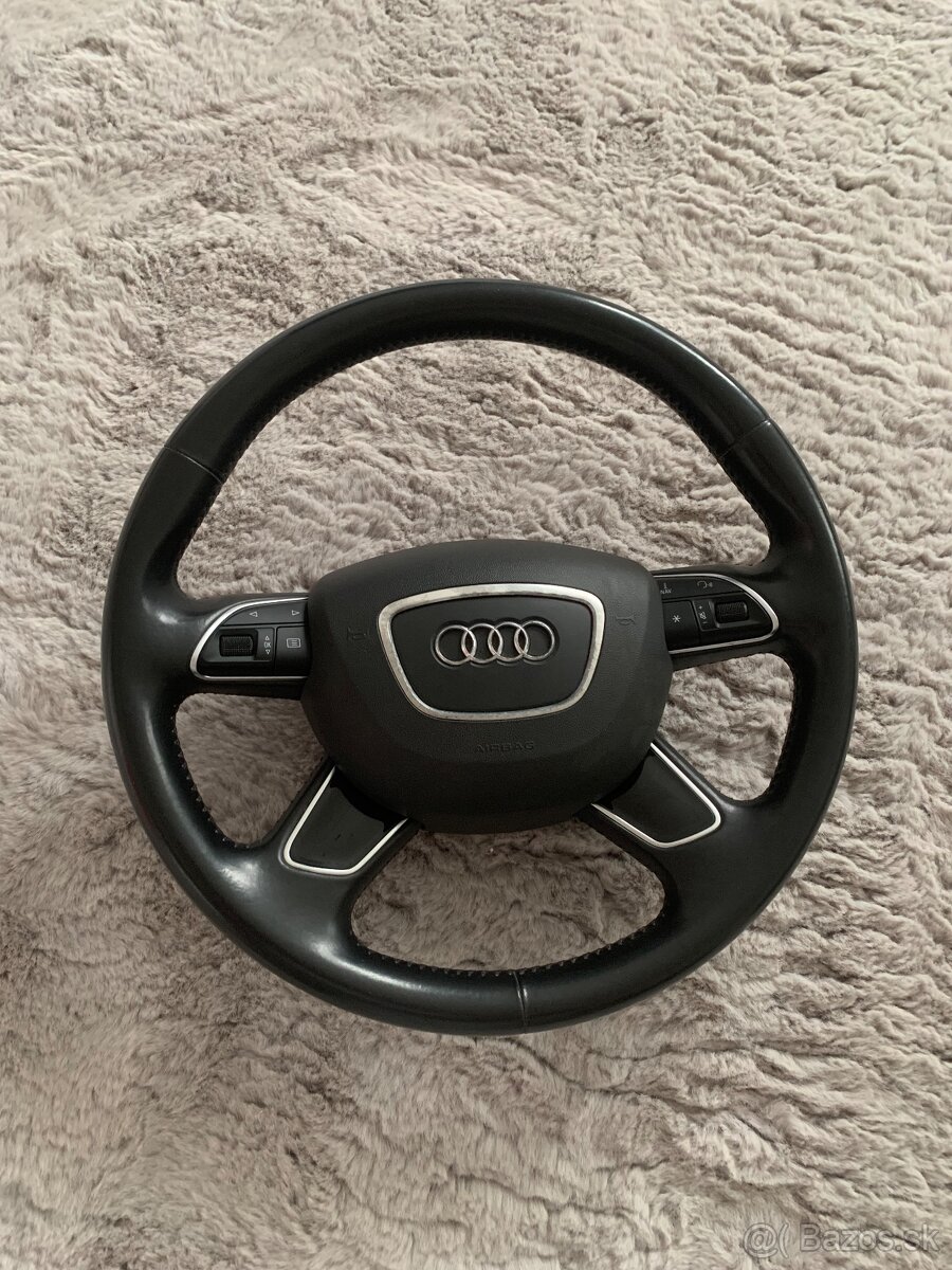 Audi volant A6