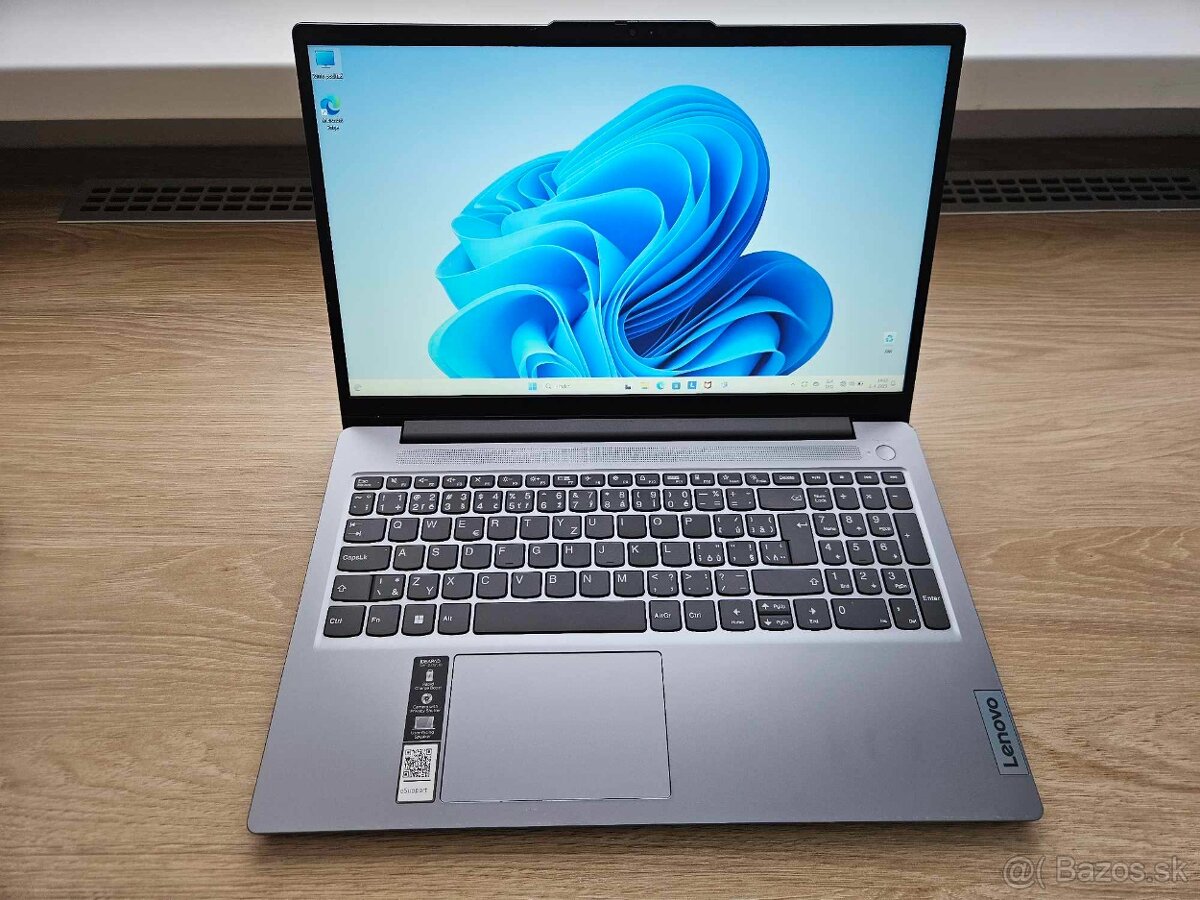 Lenovo IdeaPad Slim 3 15.6 FHD N100 8GB/128GB,W11,zaruka