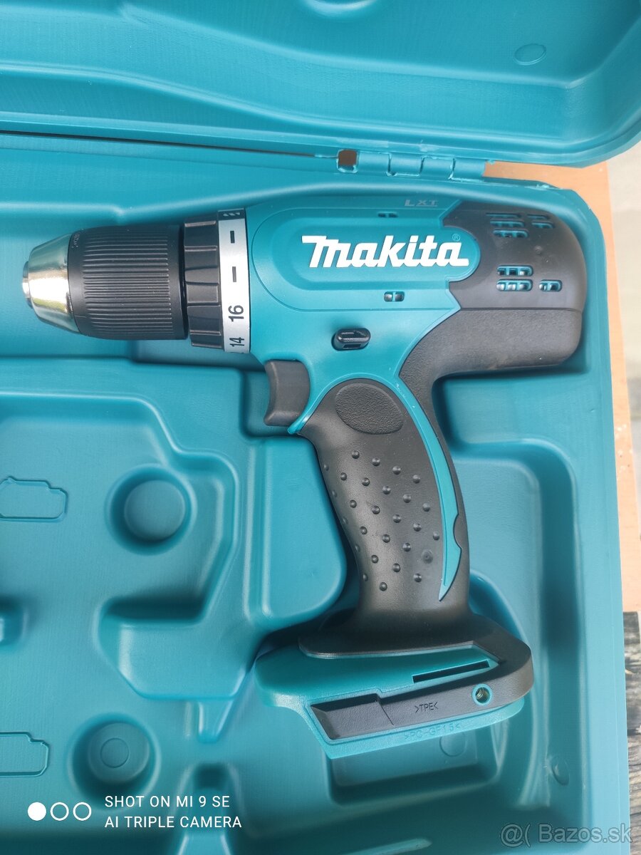 Makita aku vŕtačka