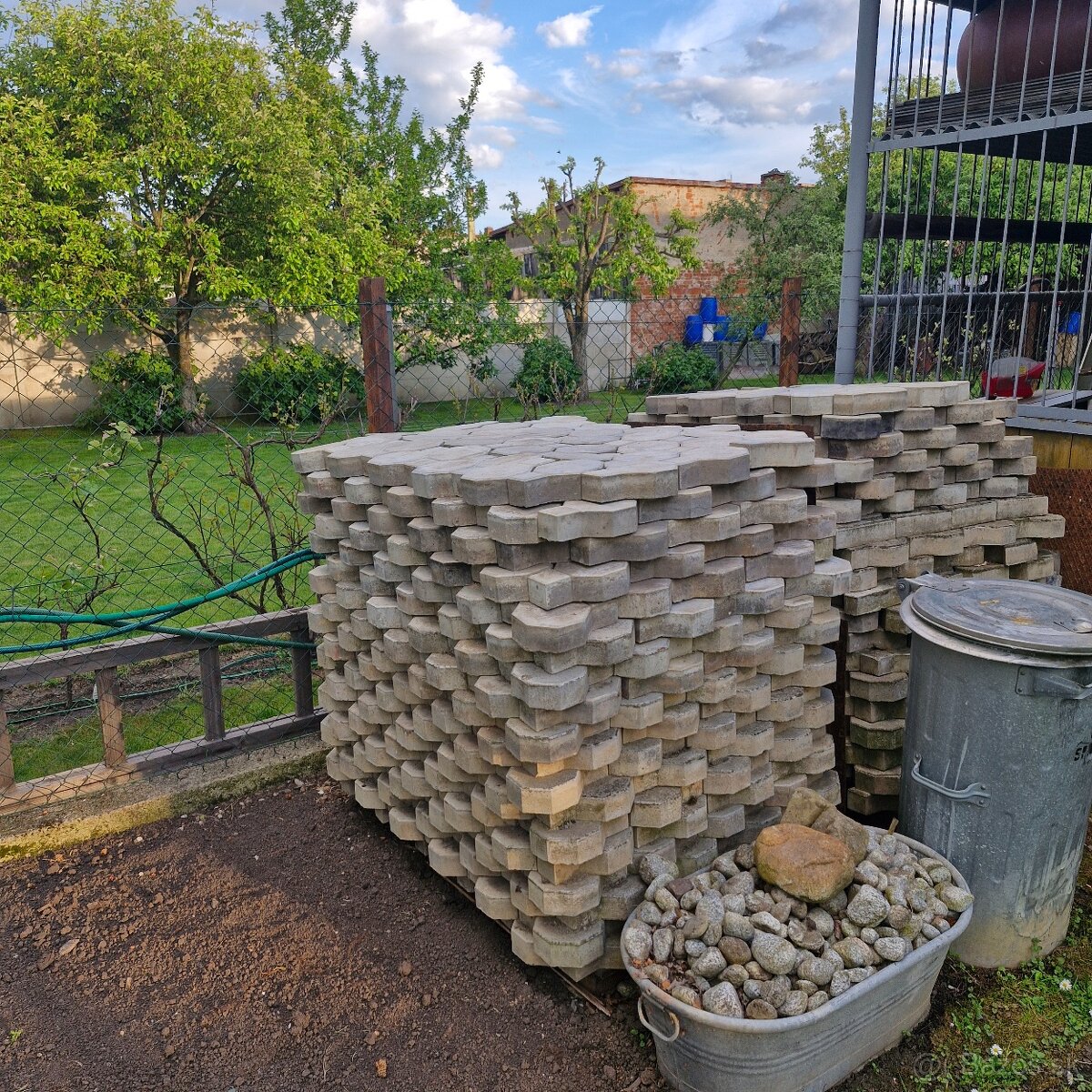 Použitá zámková dlažba