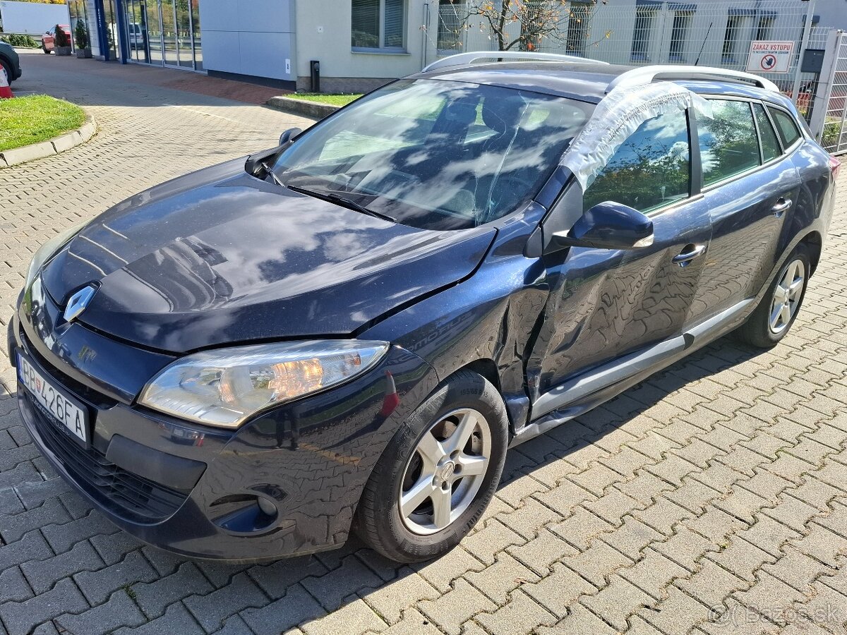 Renault Megane 1.5dci Rok 2010 buchnuty