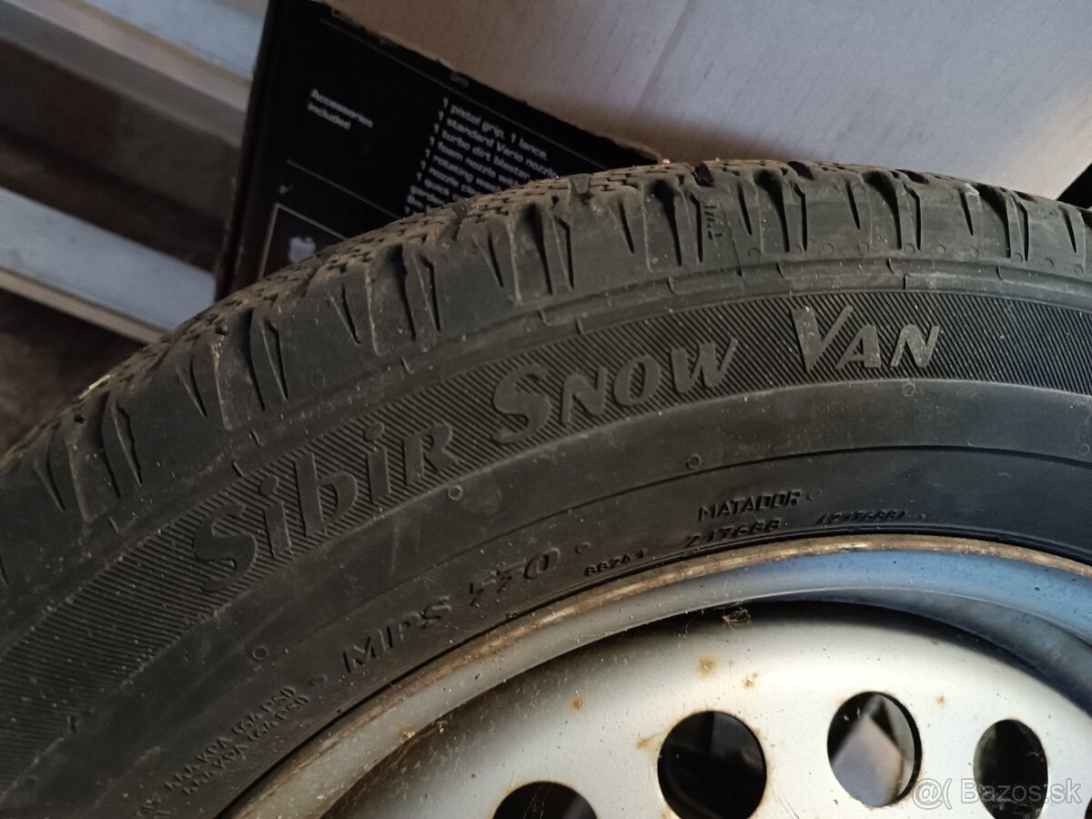 Sada 4 kolies pre zimnú sezónu + nejazdené pneu