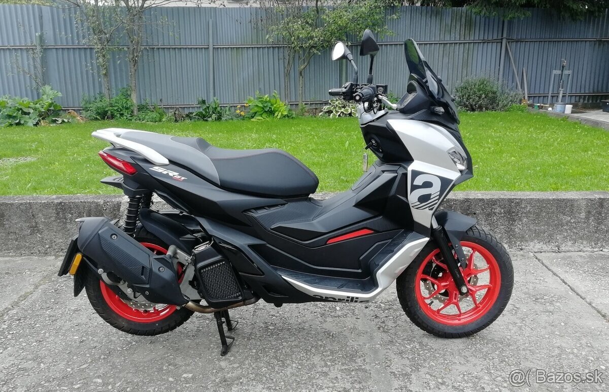 Aprilia SR GT 125