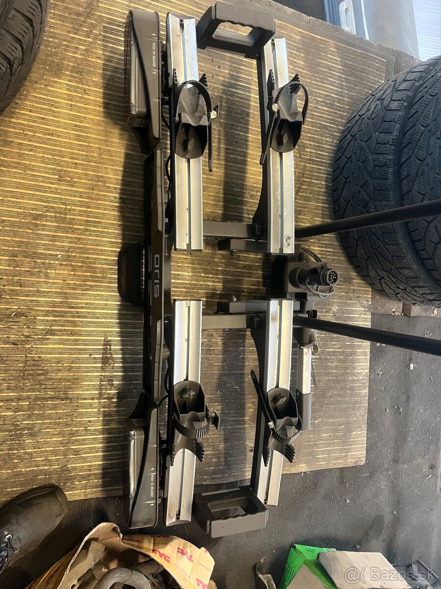 Nosic bicyklov na tazne