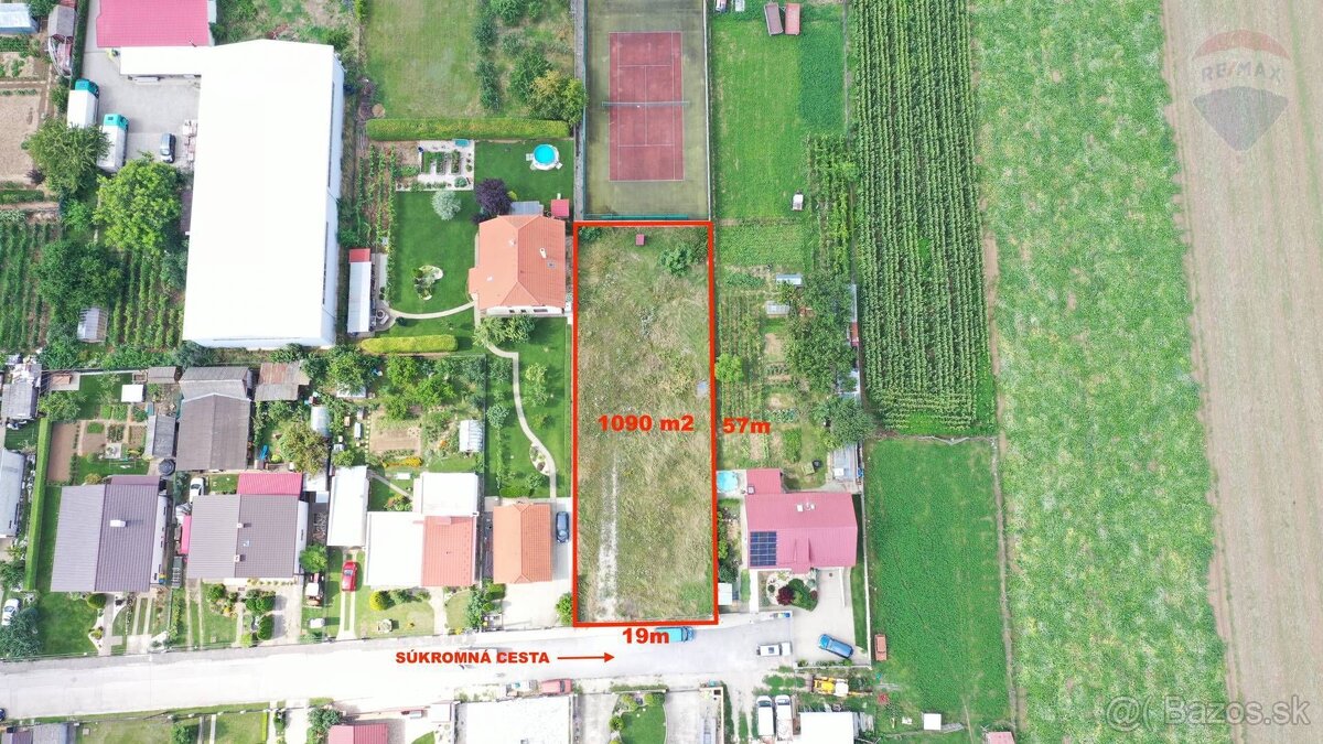 NA PREDAJ SLNEČNÝ STAVEBNÝ POZEMOK, CABAJ-ČÁPOR, LUKRATÍVNA 