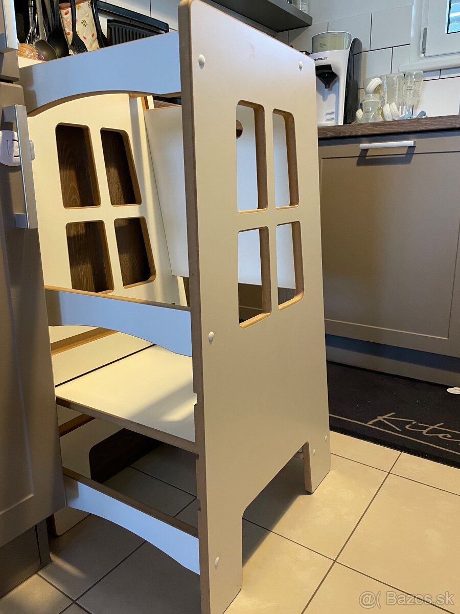 Učiaca veža Tupti wood