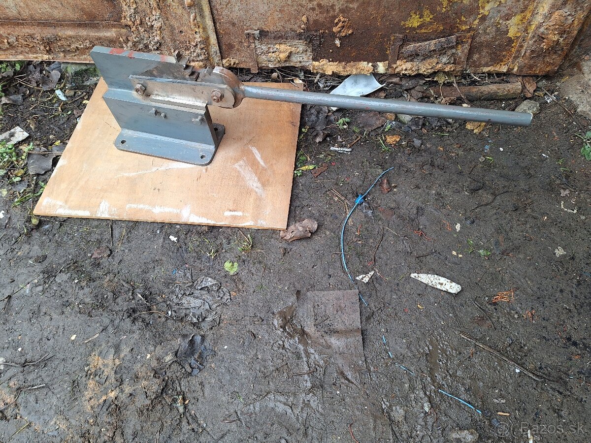 Pakove noznice na plech 8