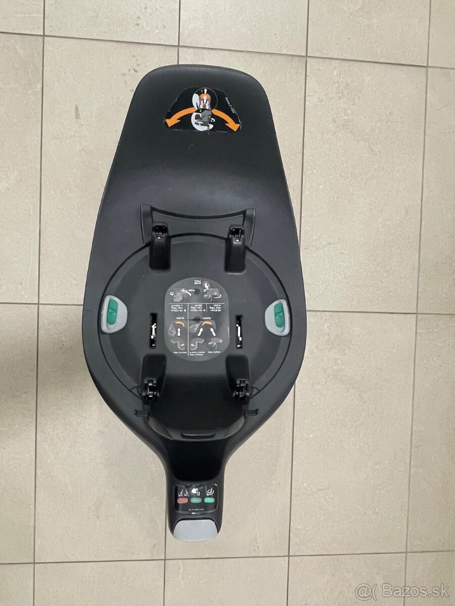 Predam zakladnu Cybex Base Z