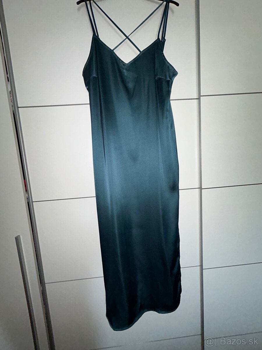 Dámske šaty