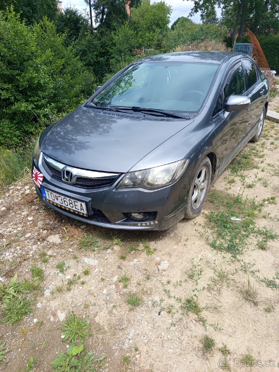 Honda Civic 8g sedan IMA