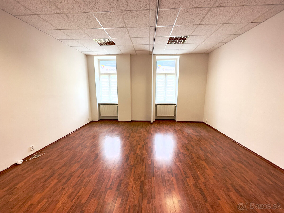 Rekonštruované priestory 41 m2 v centre mesta