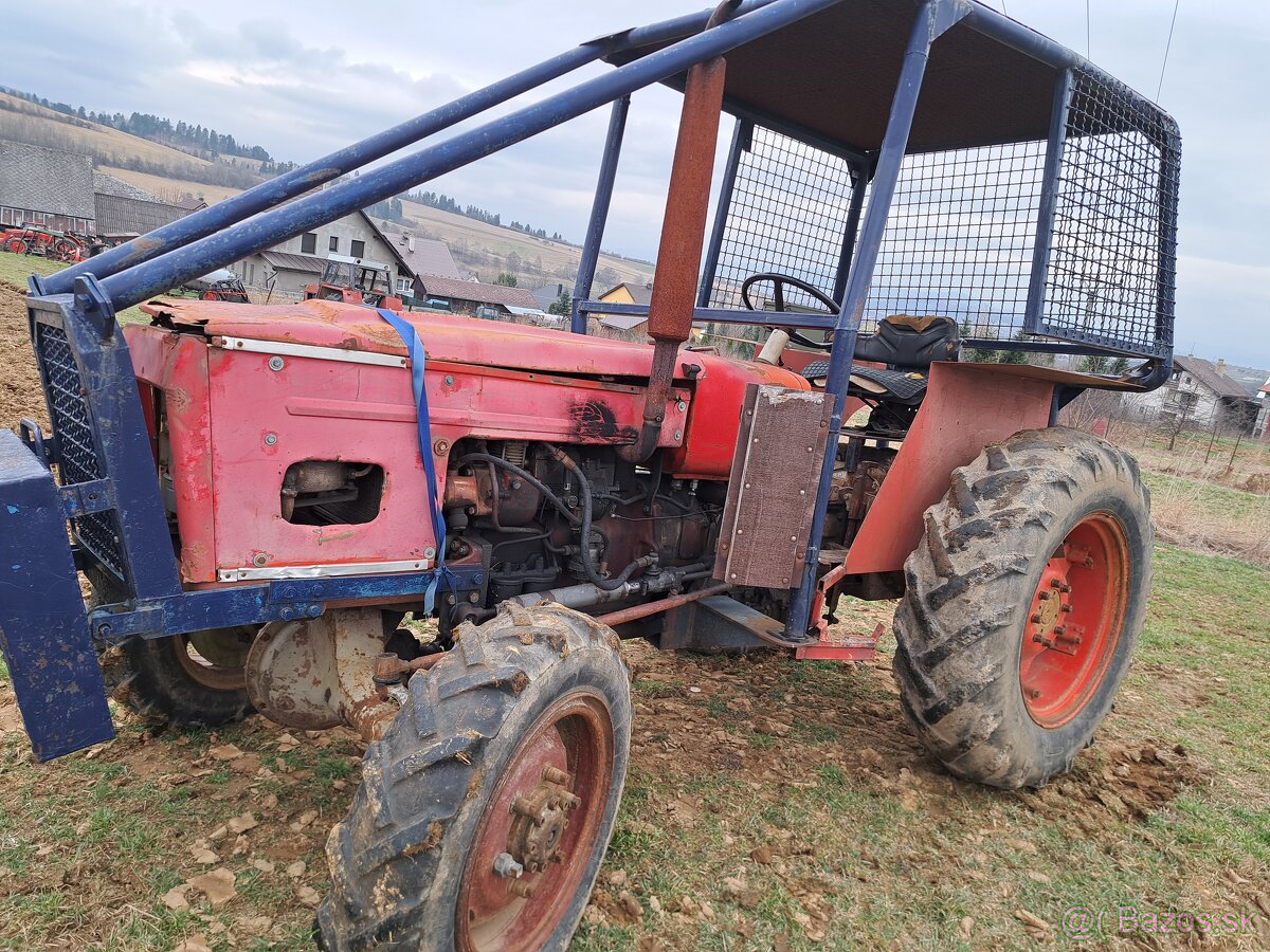 PREDAM TRAKTOR ZETOR 4X4 MOTOR ZANOVNY 7201