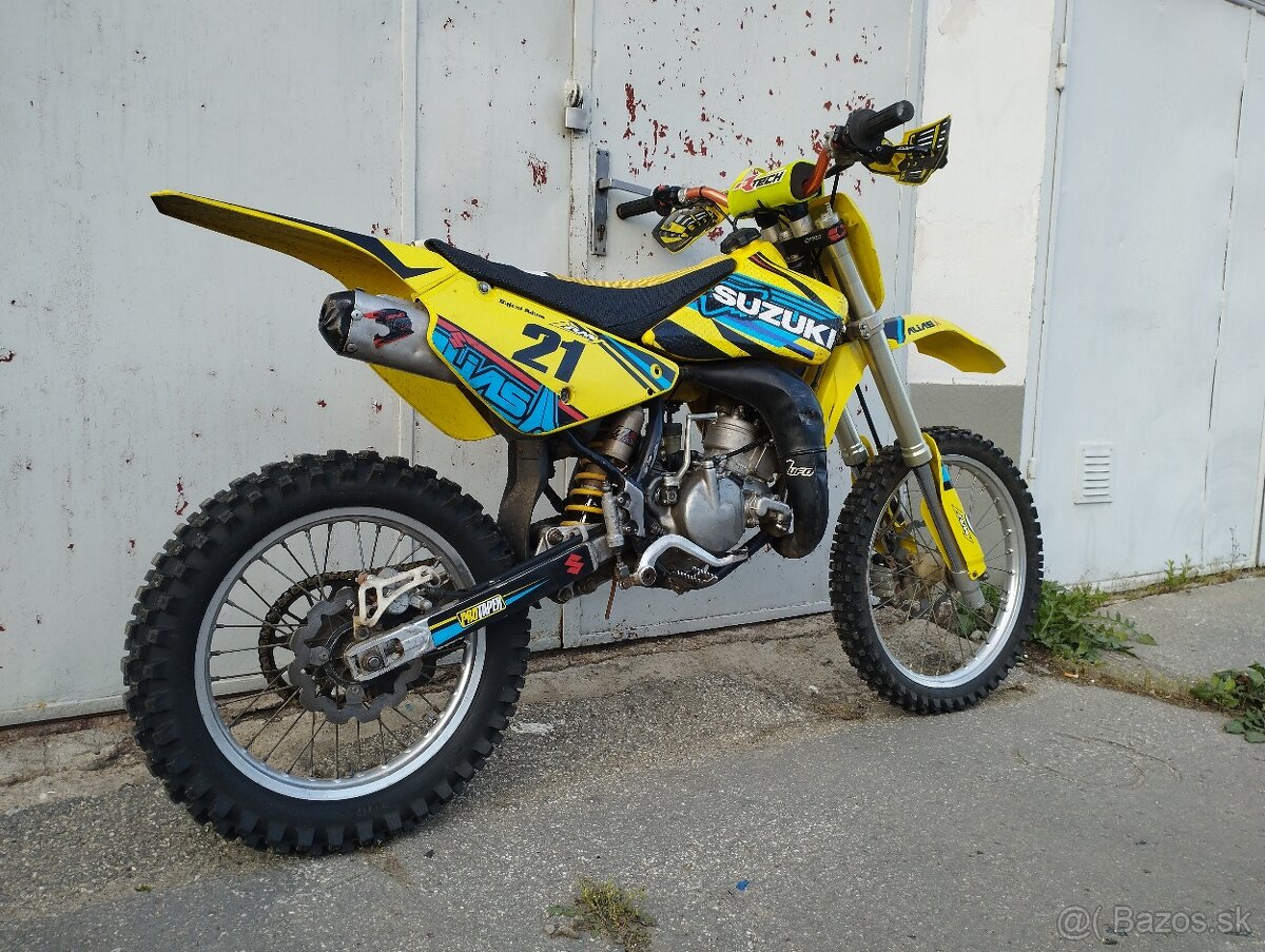 SUZUKI RM 85