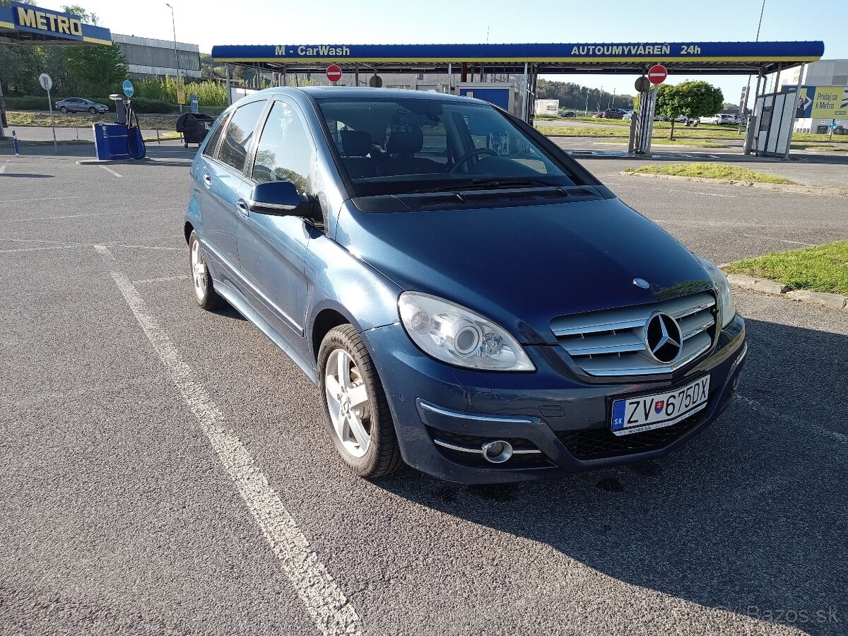 Mercedes Benz B-170