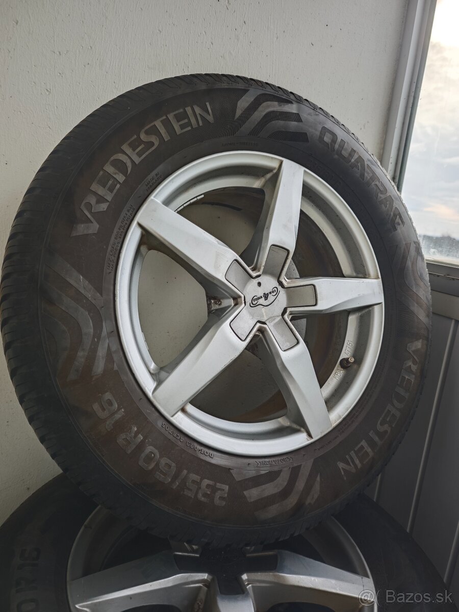 Predam zimne gumy a disky 235/60 R16 Hyundai,KIA,Mitsubishi