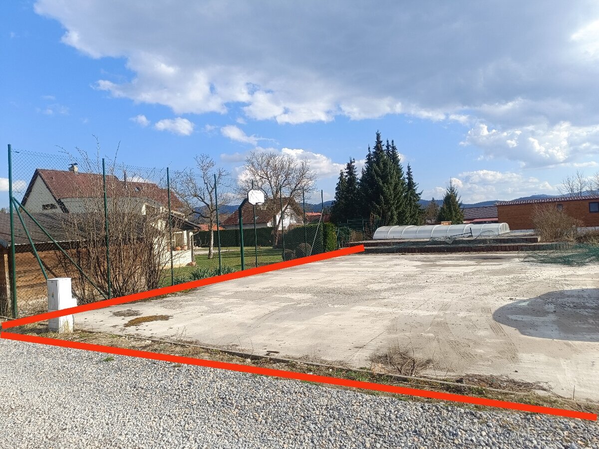 Stavebný pozemok s IS a PD - Žilina-BYTČA - ul. Družstevná