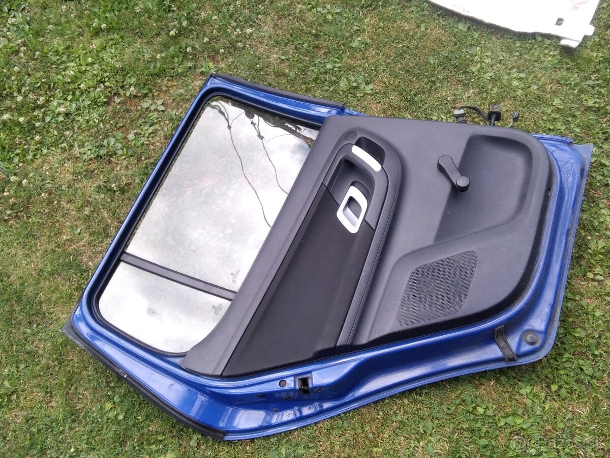 Skoda Fabia 2 dvere zadné lave