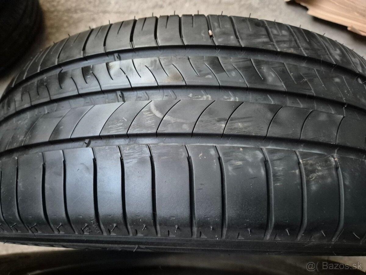 205/55 r16 letné 4 ksMICHELIN dezén 6,2 - 6 mm