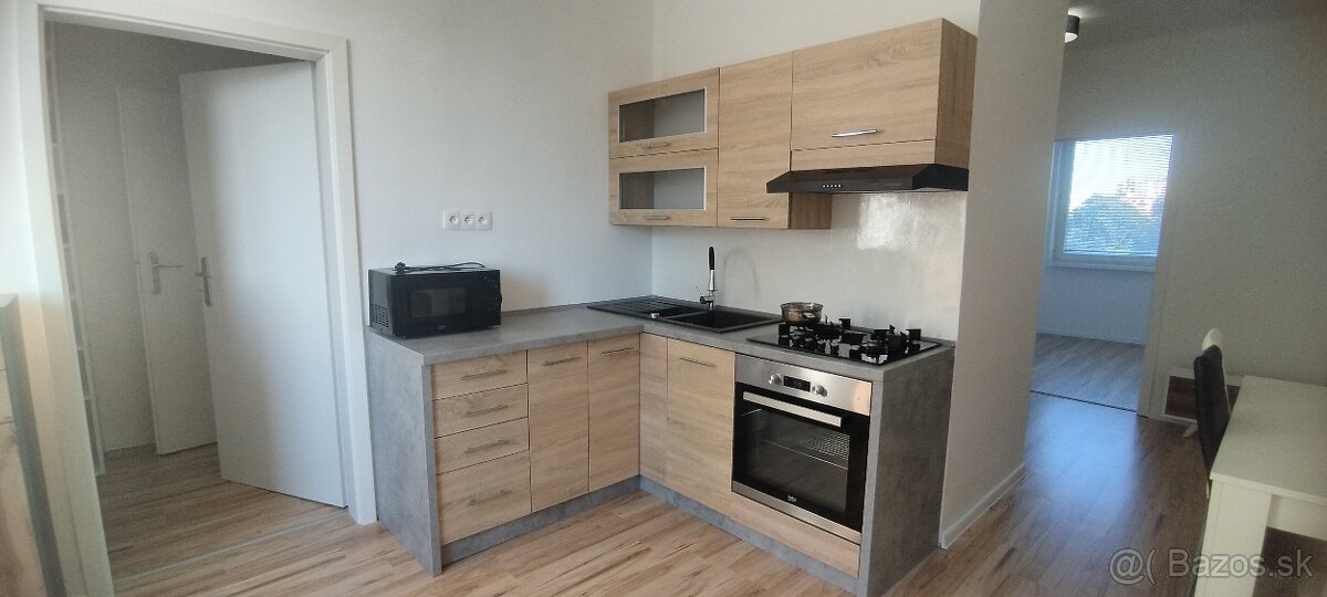 Reprezentatívny, 2. izbový, zariadený byt v TOP lokalite