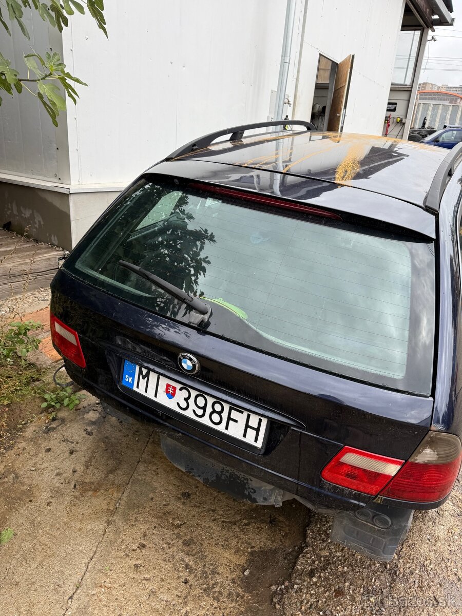 BMW E46 Kombi - kufor