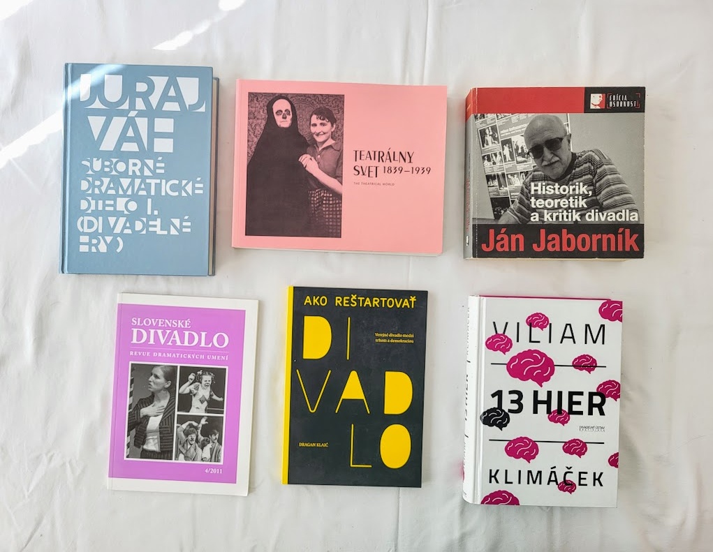Knihy o divadle