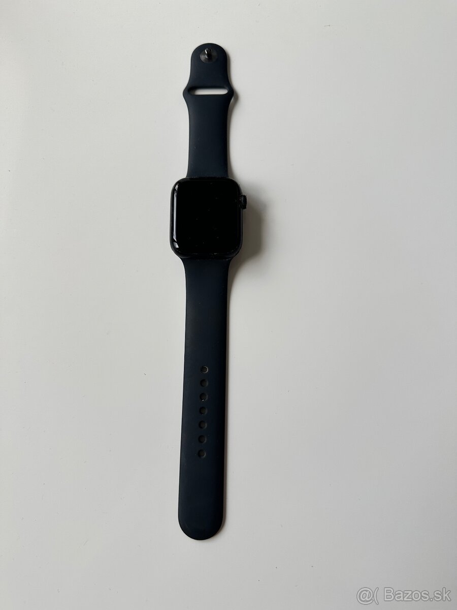 Apple watch 8, 45mm midnight aluminum case
