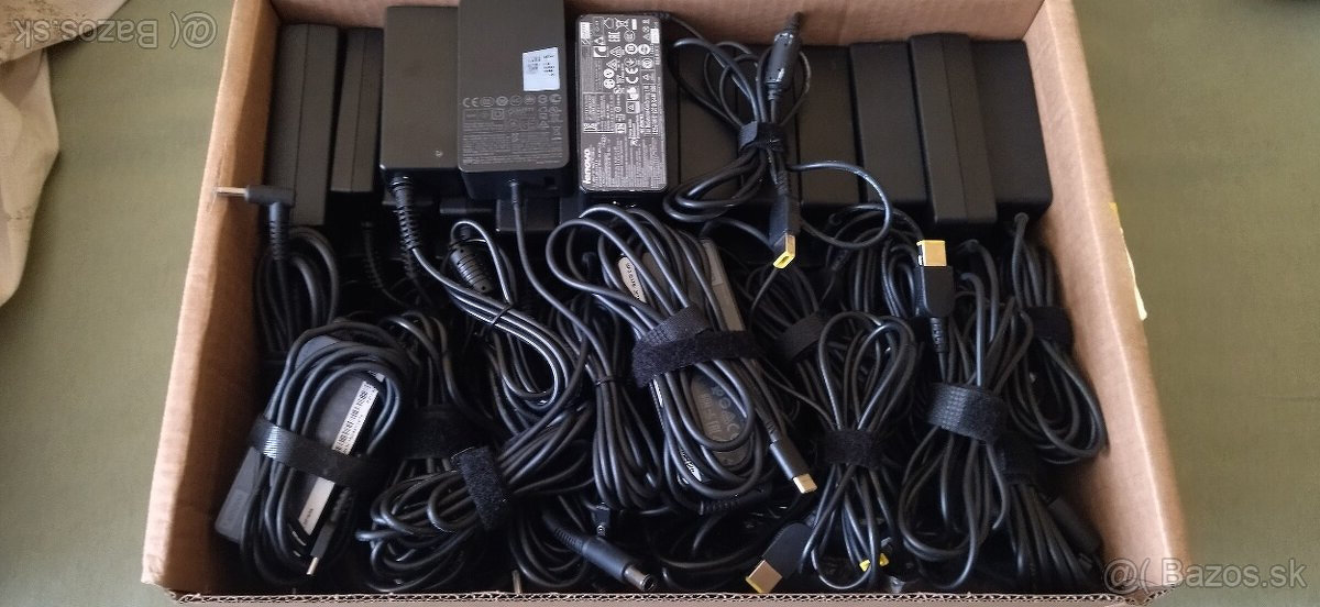 Nabíjacie Adaptéry