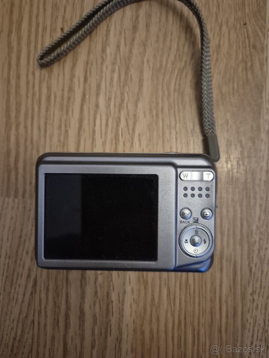 Digitalny fotoaparat fujifilm ax500