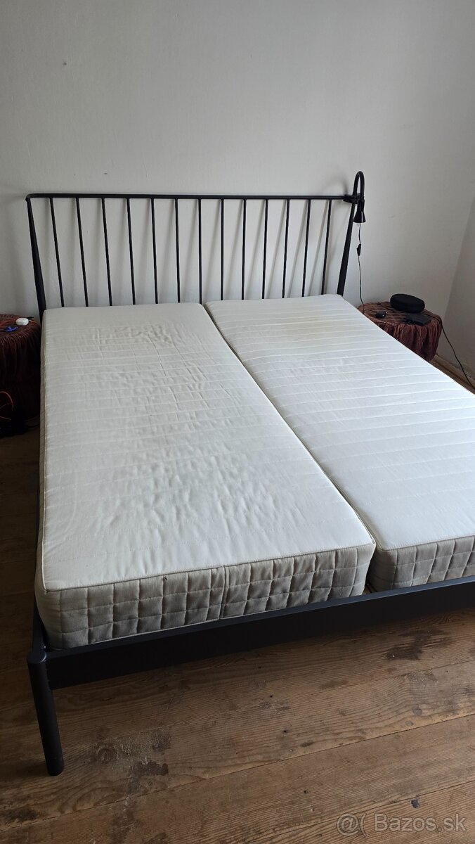Manzelska postel + rost + matrace