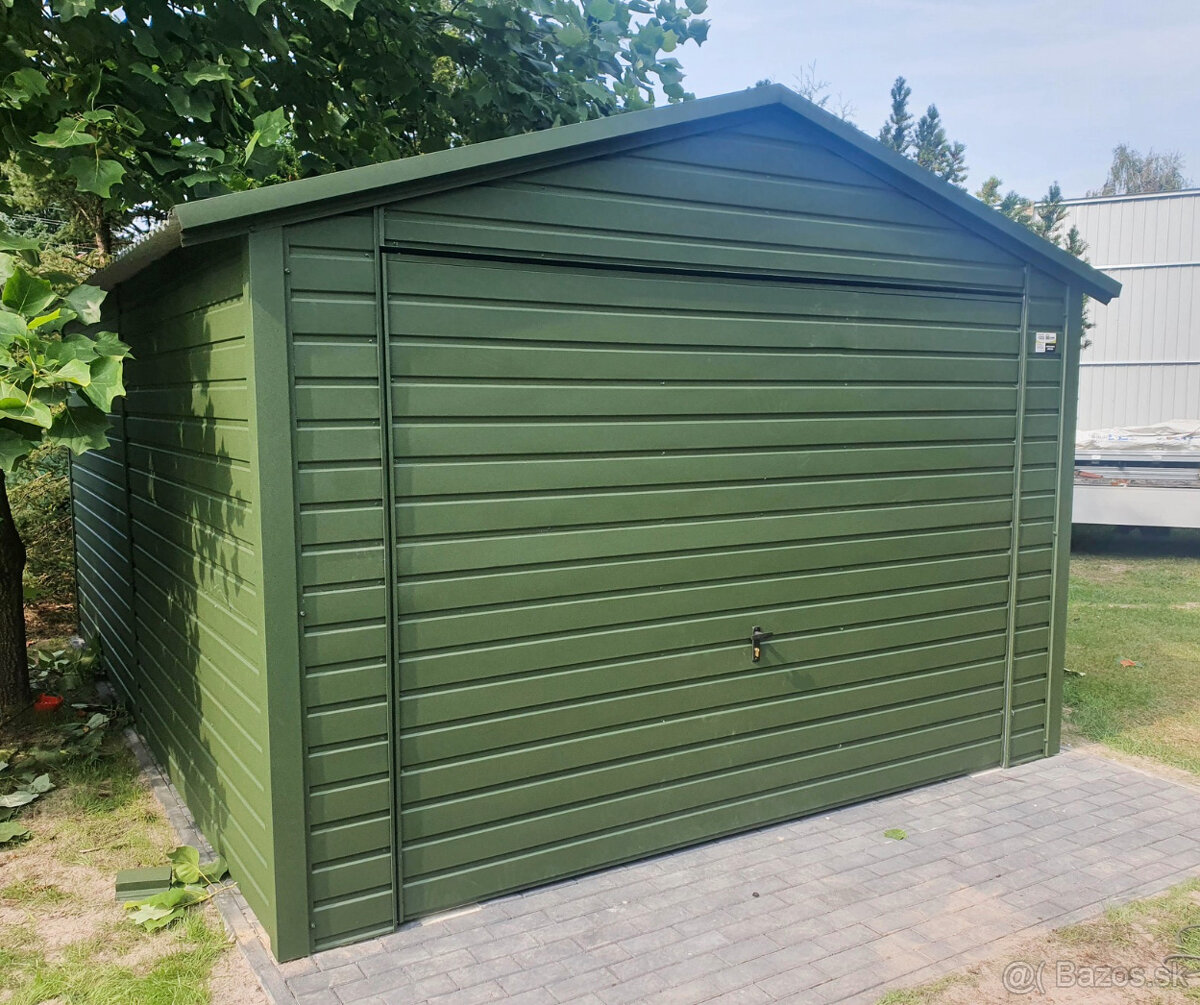 Plechová garáž 3,5×5, výklop. brána,zelená,strecha dvojspád