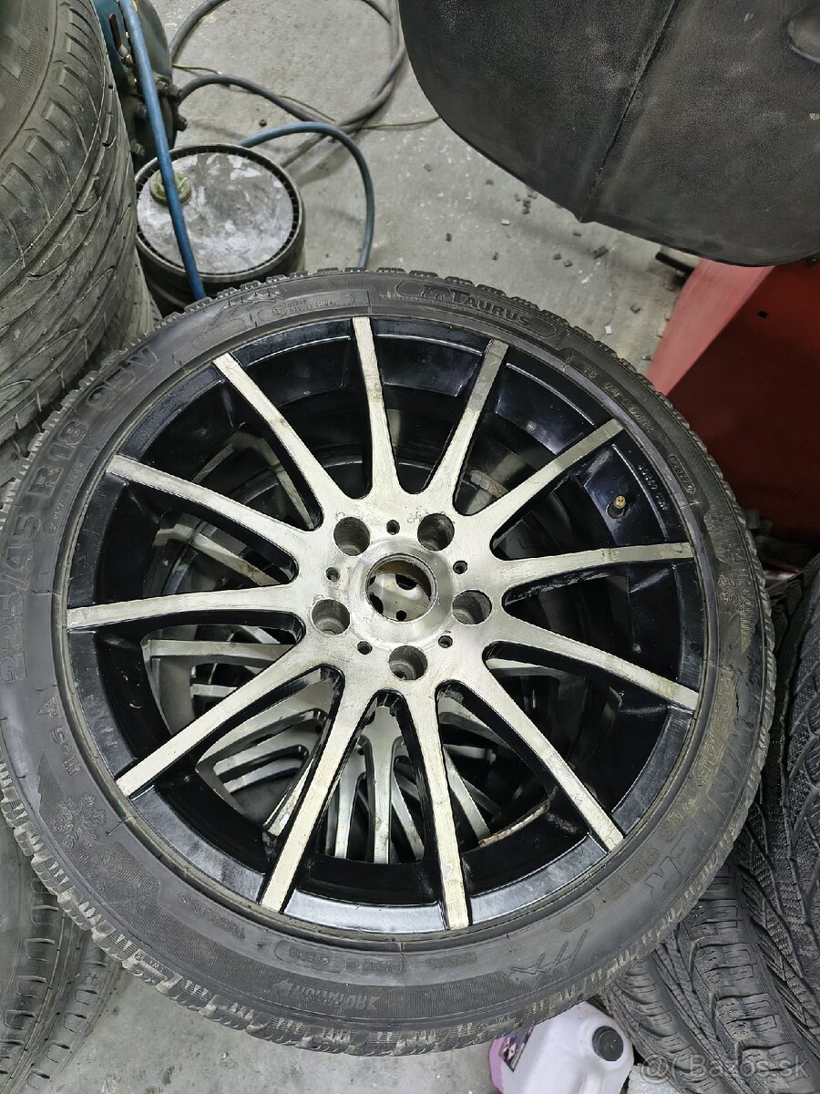 Predám zimnú sadu 5x120 R18
