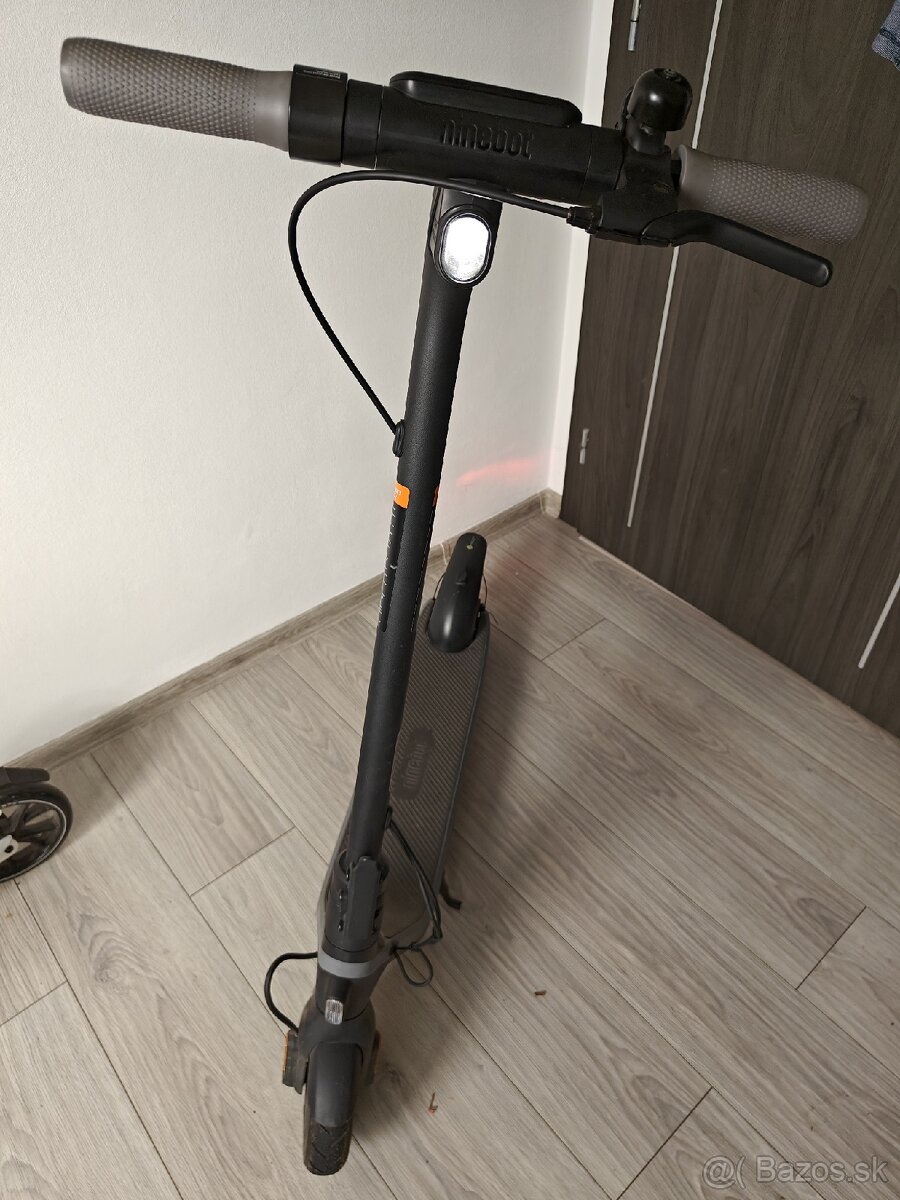 Ninebot Kickscooter E2