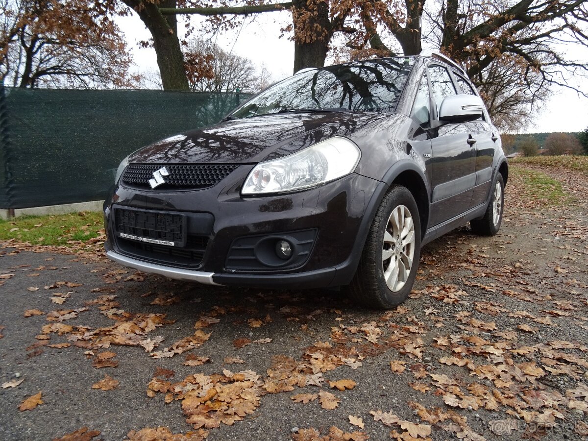 Suzuki SX4 2,0 DDiS 4x4 99kW 2x alu kola,tažné,pěkná výb.