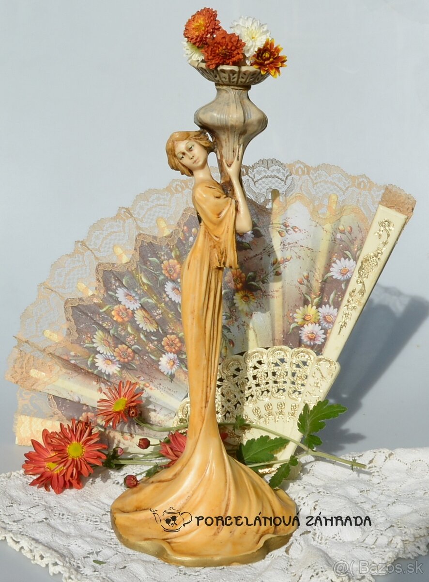 Starožitná soška / svietnik Dáma - v štýle secesie