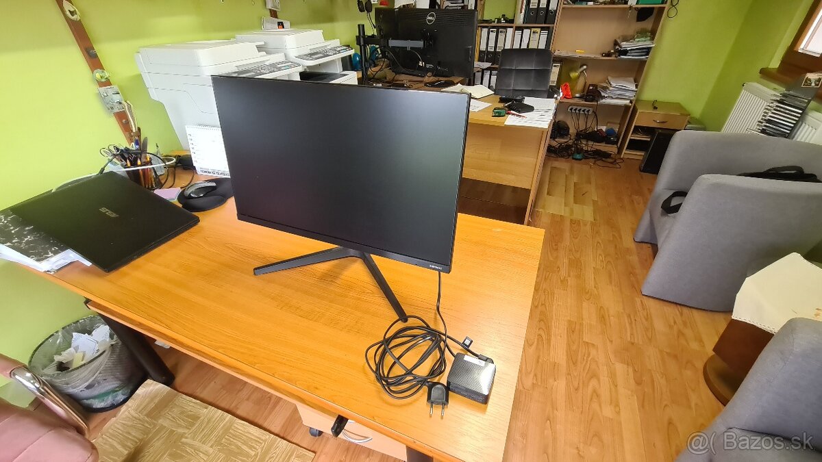 Na predaj LCD monitor Samsung F24T350FHR