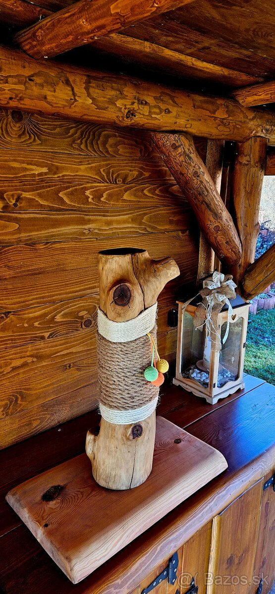 Mačky,škrabadlo pre mačku