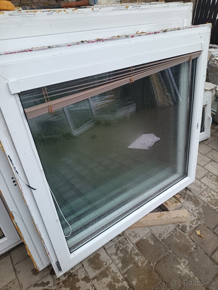 plastové okno
