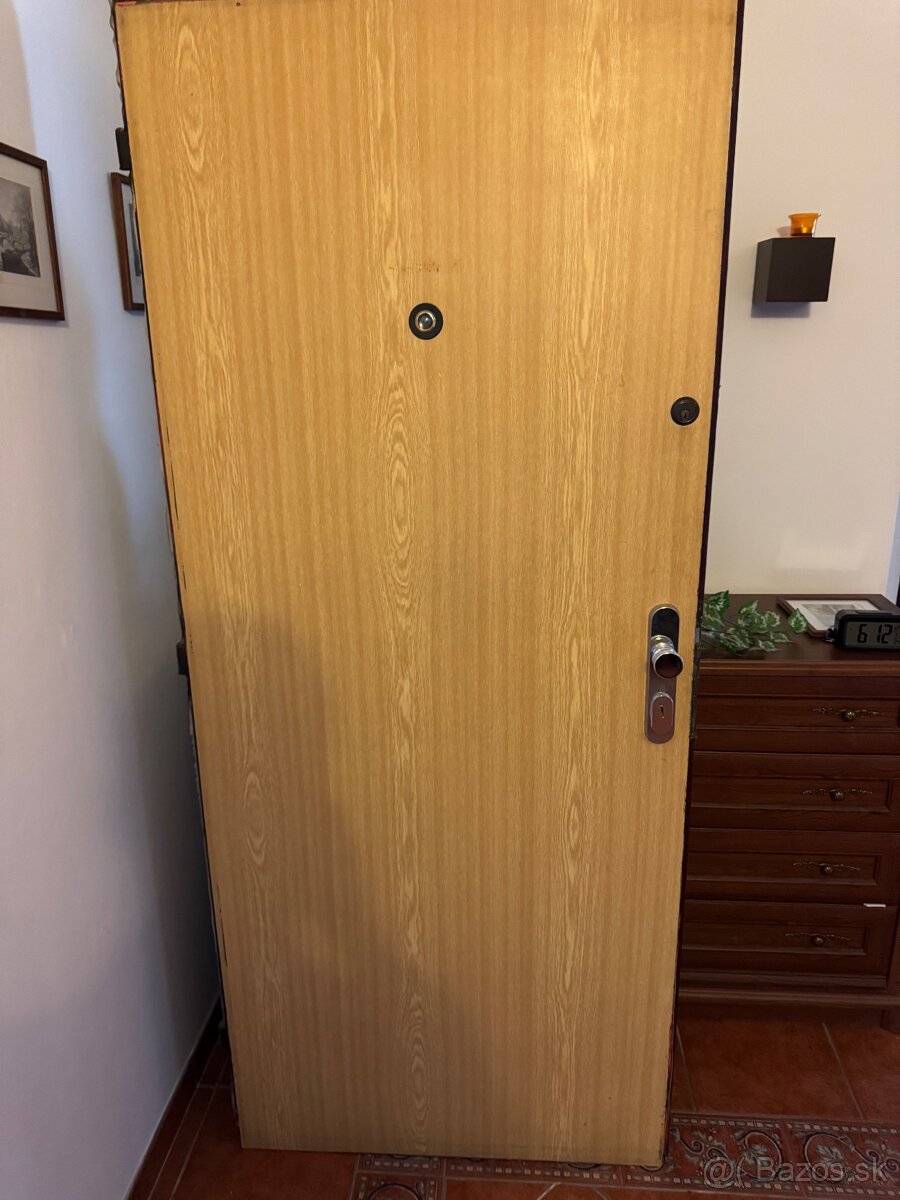Vchodove dvere 80cm
