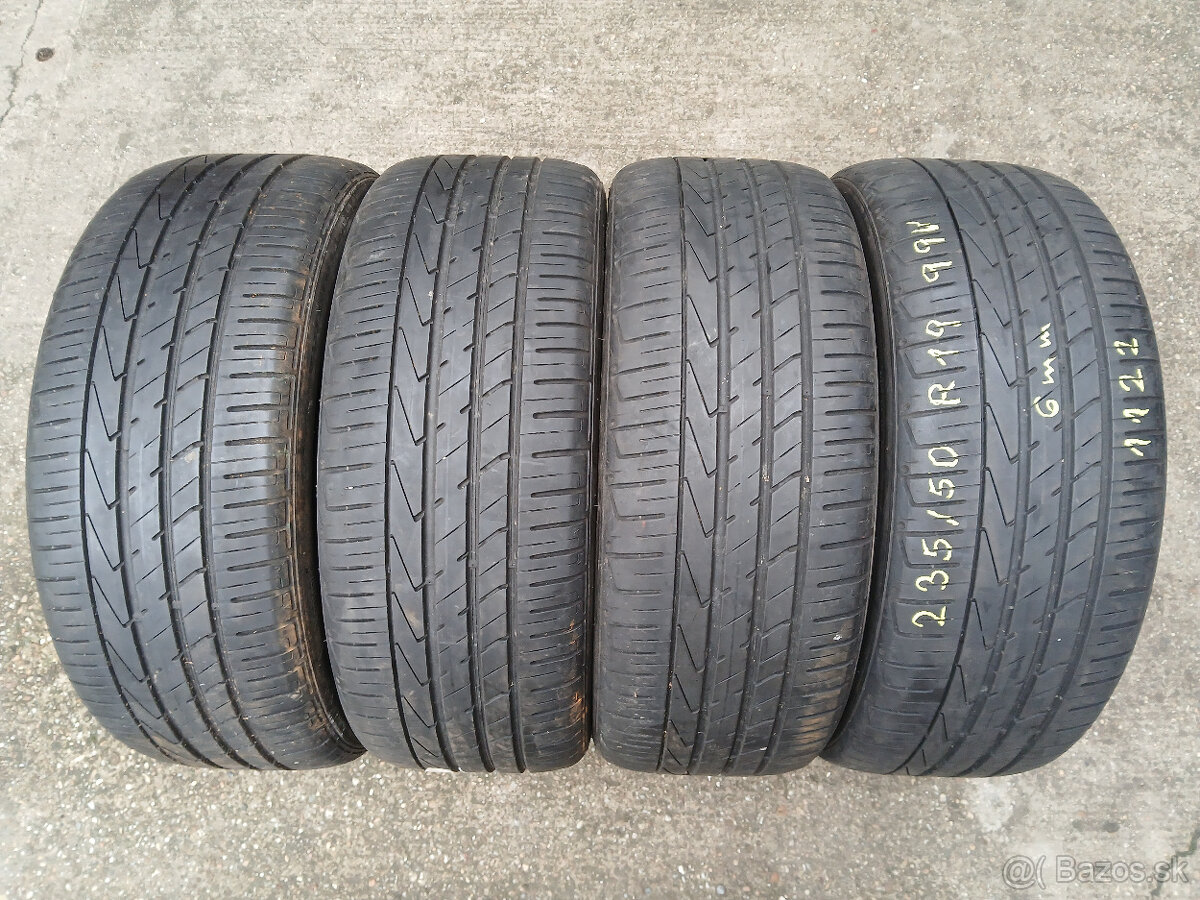 235/50 R19 -letné Hankook