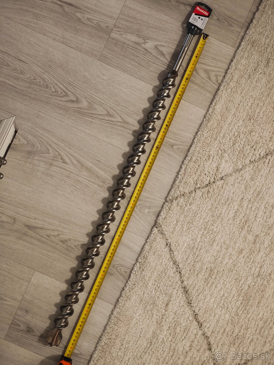 Vrták SDS-MAX Makita 40mm x 920mm, úplne nový