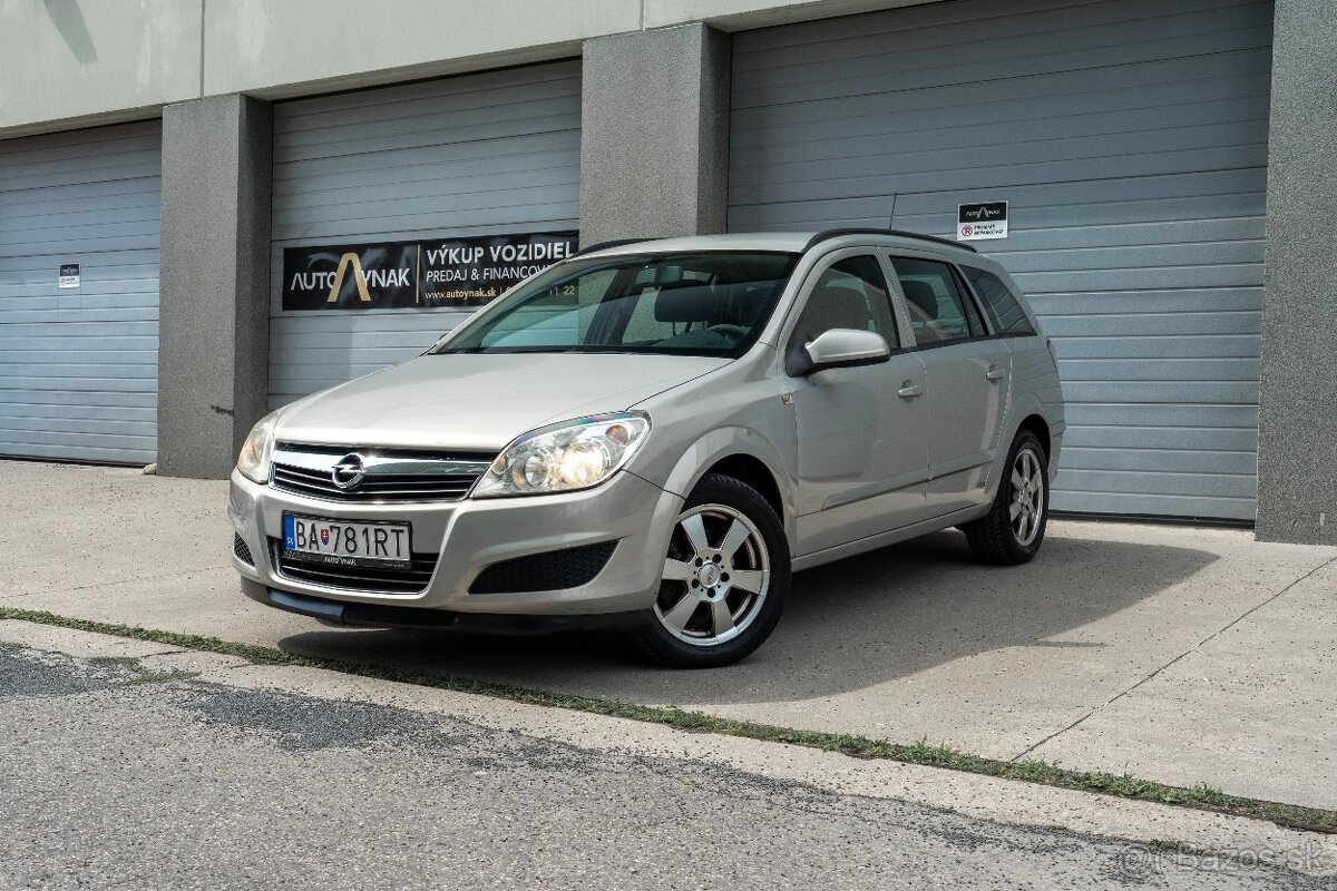 Opel Astra 1.6i, SR vozidlo