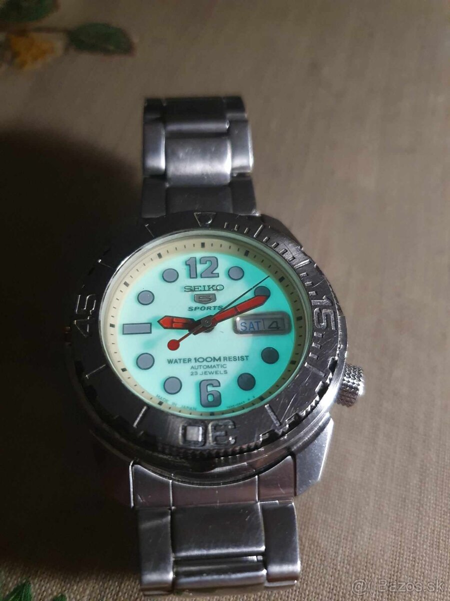 Seiko automaticke hodinky Japan model