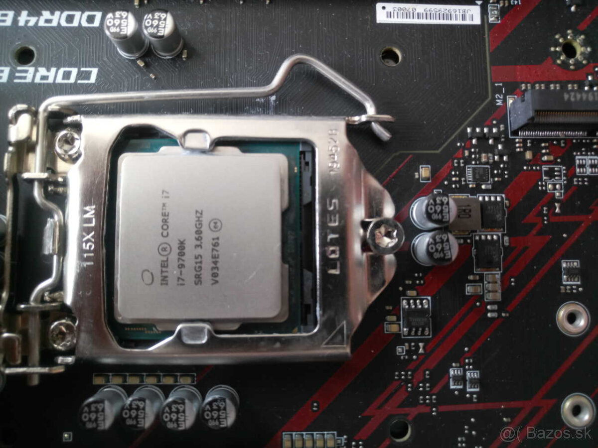 I7 9700k + MSI b360 gaming plus