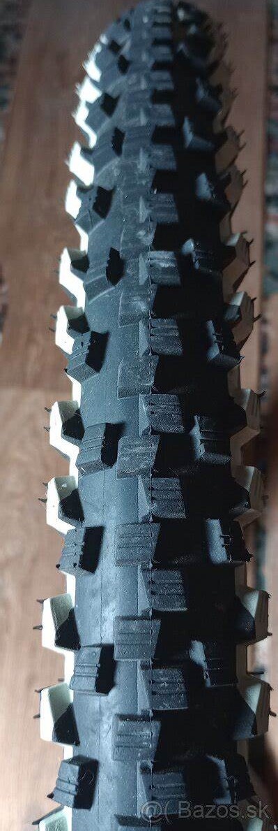 PREDAM 2 NOVE PLASTE 26" SCHWALBE